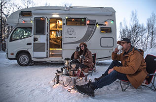 全車皆為自排車,配備FF暖氣與冷氣機